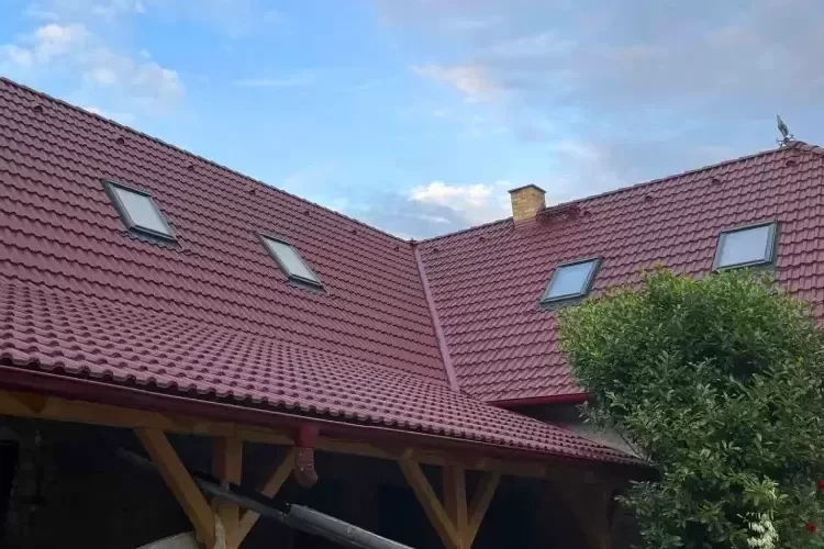 Nová střecha po rekonstrukci